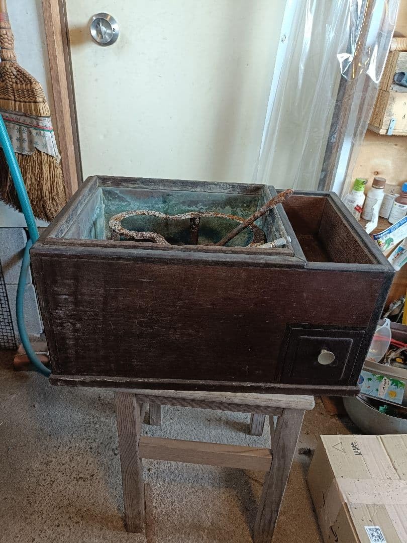 Amazon.co.jp: レトロ 木製 火鉢 長火鉢 箱火鉢 囲炉裏 骨董 古道具 古